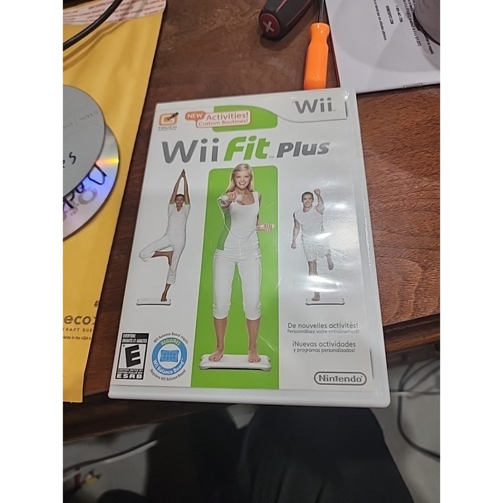 Wii Fit Plus (Nintendo Wii 2009) - Complete w/ Manual - Clean & Tested